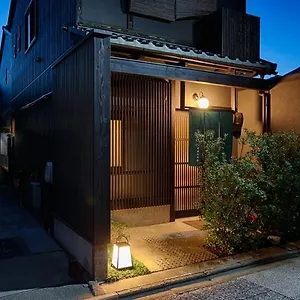 ゲストハウス Ayanishiki Shimabara-omon Residence【京都 Ayanishiki 島原大門邸】