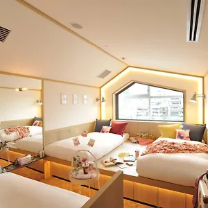 Hostal Cafetel Sanjo For Ladies
